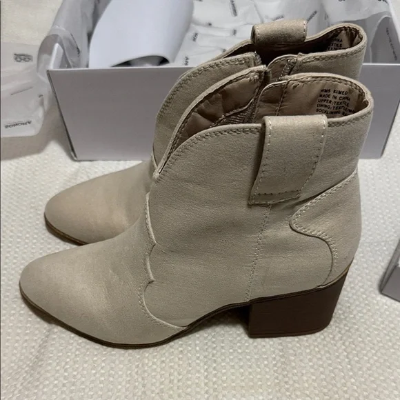 SONOMA Beige Ankle Booties with Block Heel Women’s Size 8.5 - Picture 4 of 7
